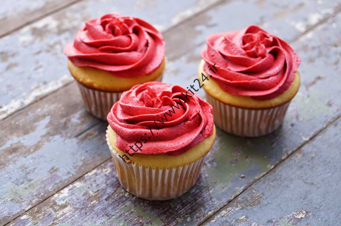طرز تهیه کاپ کیک با تزیین خامه ; ویژه ولنتاین کاپ کیک ولنتاین